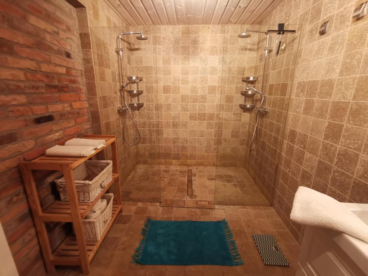 House Of Freedom With Sea View Sauna And Jacuzzi Oslonino Exterior photo